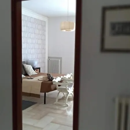 Dante 26 Apartment