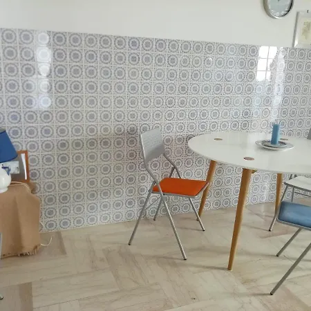 Dante 26 Apartment